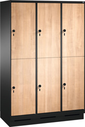 Bild von Garderobenschrank doppelstöckig, 6 Fächer S3000 Evolo mit 300 mm breiten MDF-Dekortüren, mit Sockel